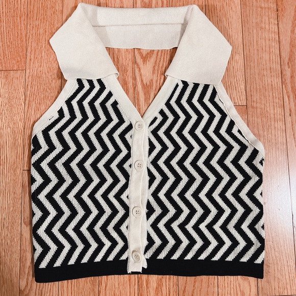 Clothes - Picture 1 of 10